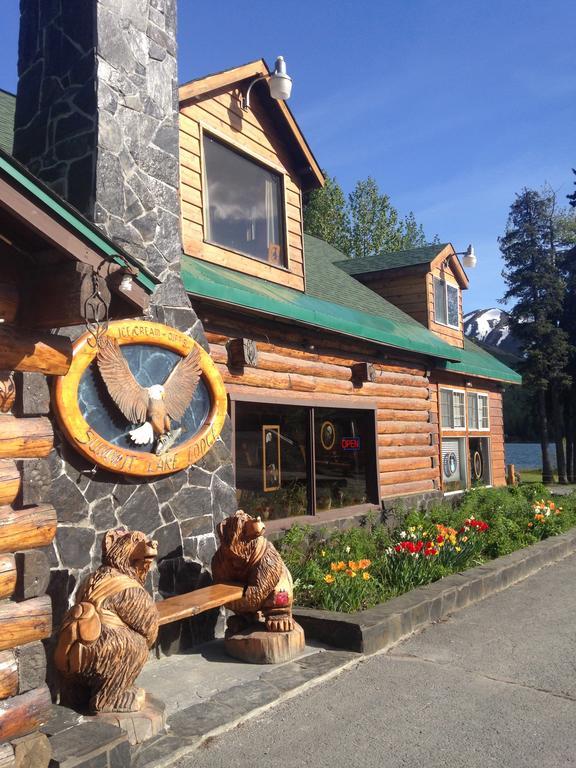 Summit Lake Lodge Eksteriør billede