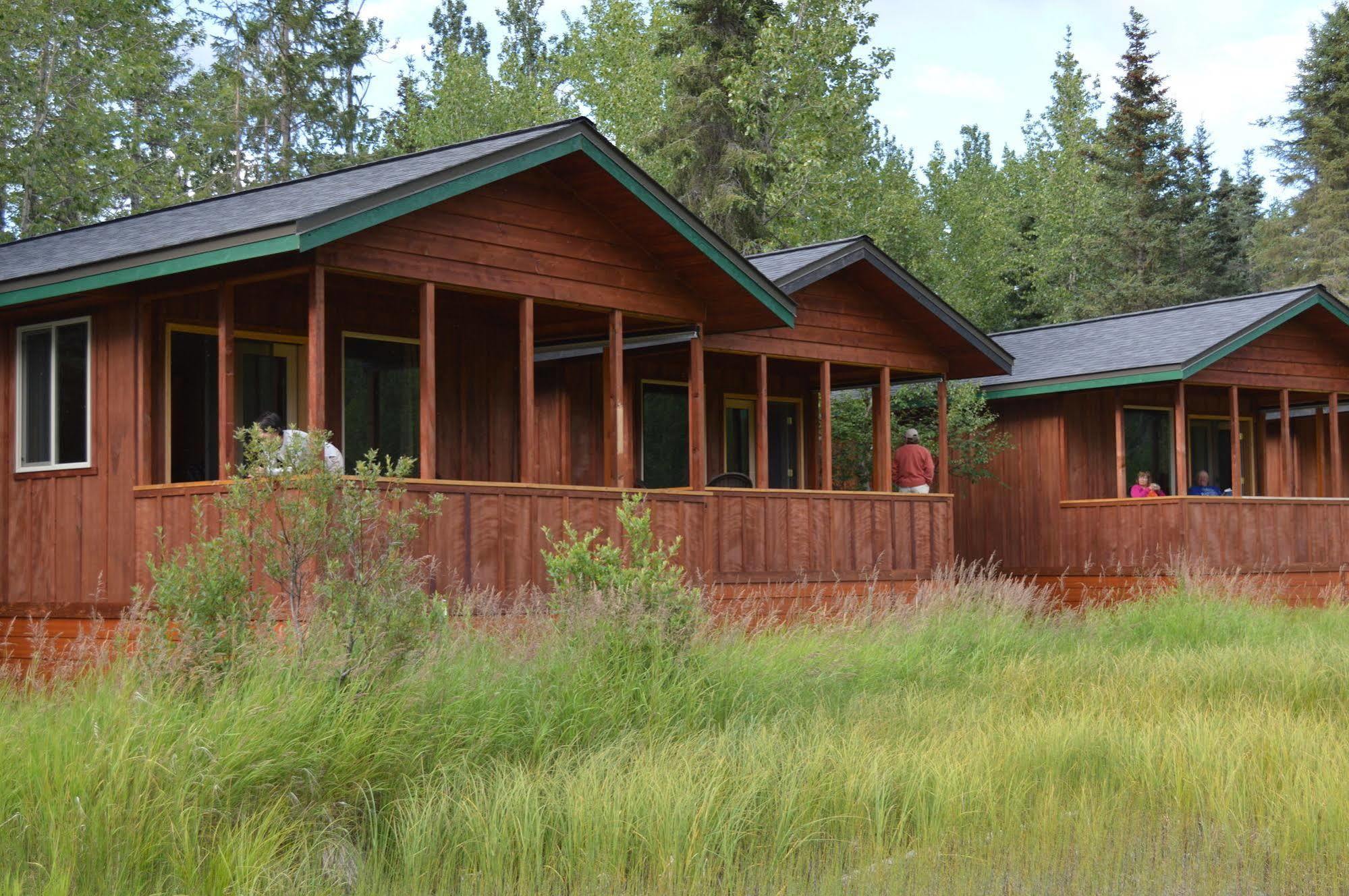 Summit Lake Lodge Eksteriør billede